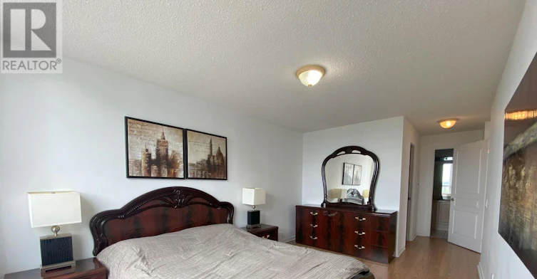LPH4-9 Northern Heights Drive, Richmond Hill, ON, L4B 4M5 - 11