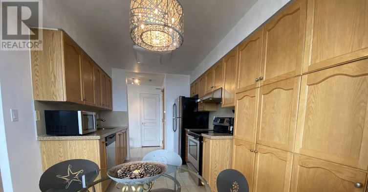 LPH4-9 Northern Heights Drive, Richmond Hill, ON, L4B 4M5 - 9