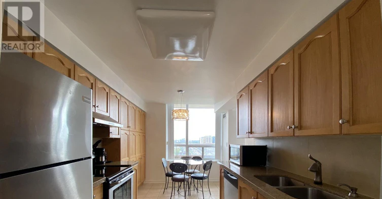 LPH4-9 Northern Heights Drive, Richmond Hill, ON, L4B 4M5 - 8