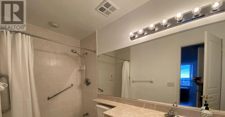 LPH4-9 Northern Heights Drive, Richmond Hill, ON, L4B 4M5 - 12