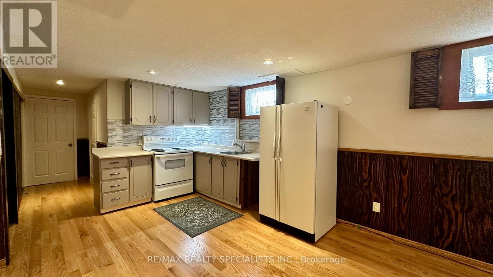 2984 Windjammer Road, Mississauga, ON, L5L 1S7 - 4