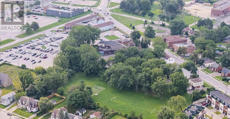 5759 Robinson Street, Niagara Falls, ON, L2G 2B3 - 47
