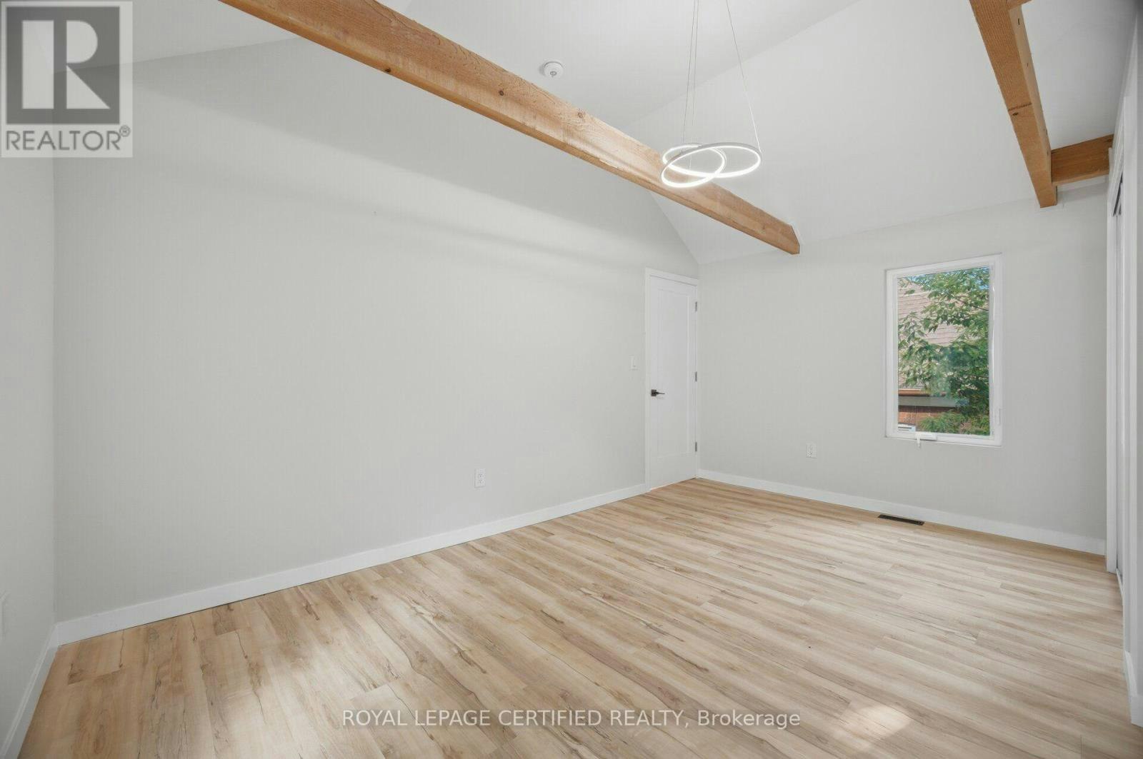 5759 Robinson Street, Niagara Falls, ON, L2G 2B3 - 32