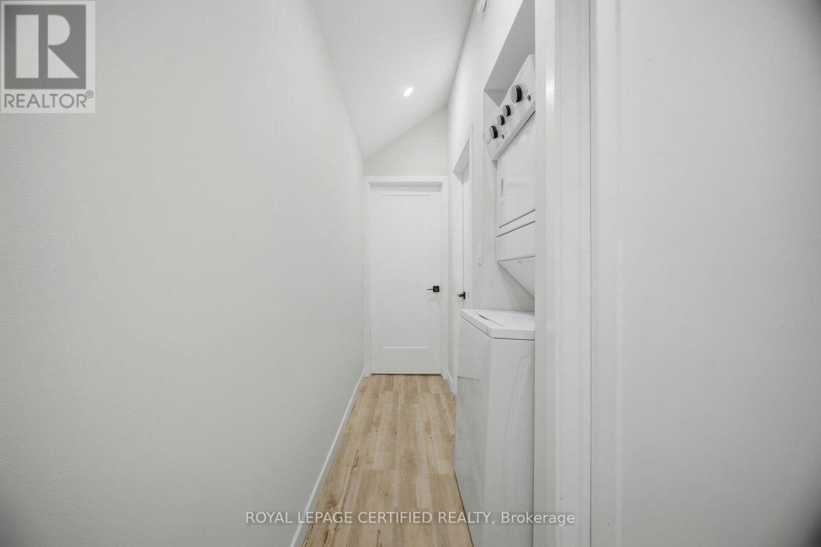 5759 Robinson Street, Niagara Falls, ON, L2G 2B3 - 29