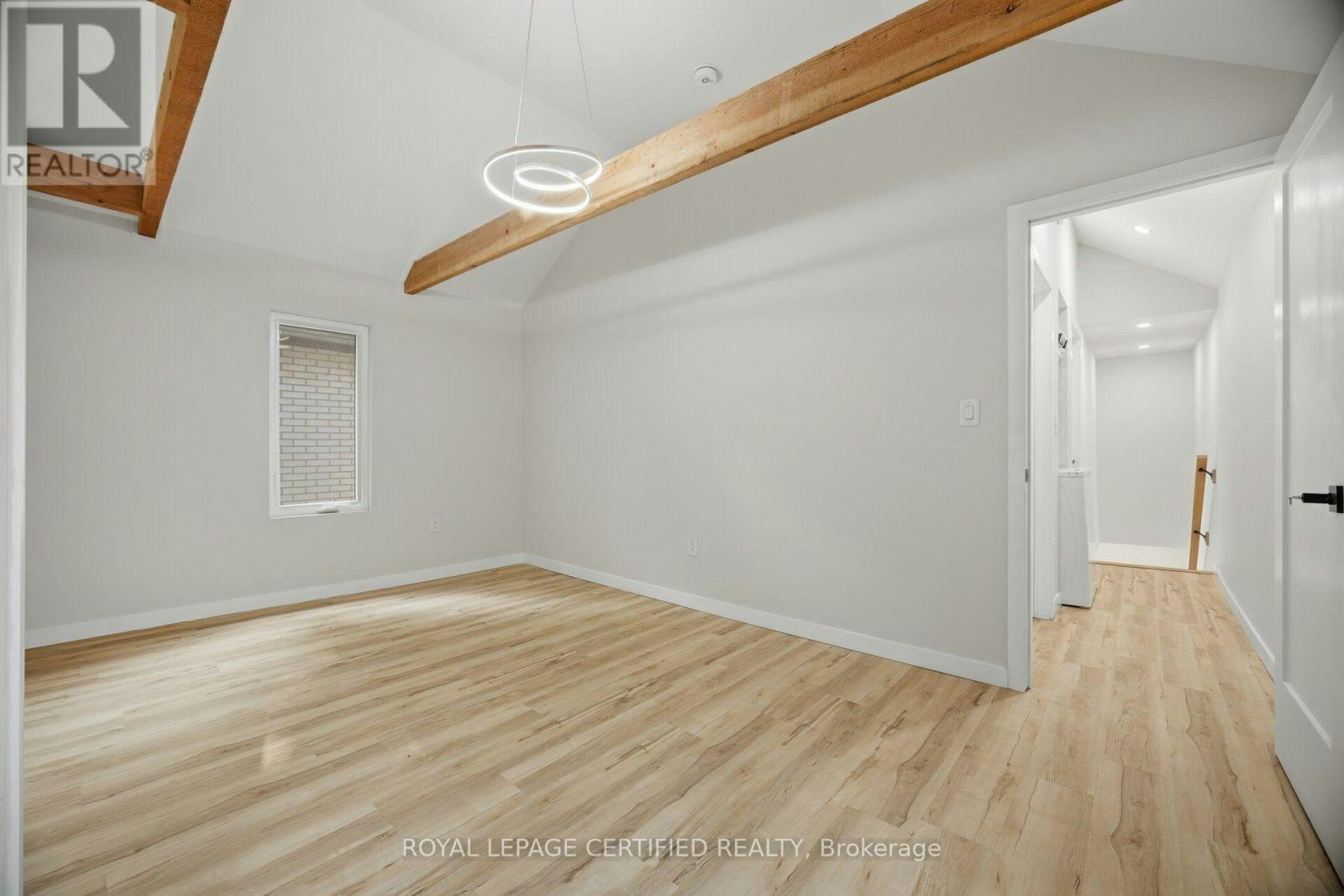 5759 Robinson Street, Niagara Falls, ON, L2G 2B3 - 33