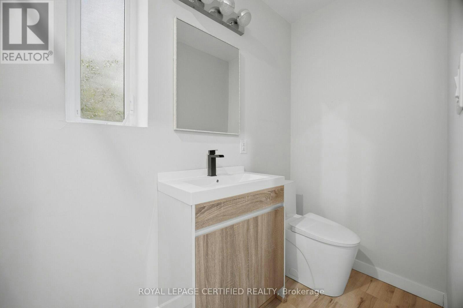 5759 Robinson Street, Niagara Falls, ON, L2G 2B3 - 24