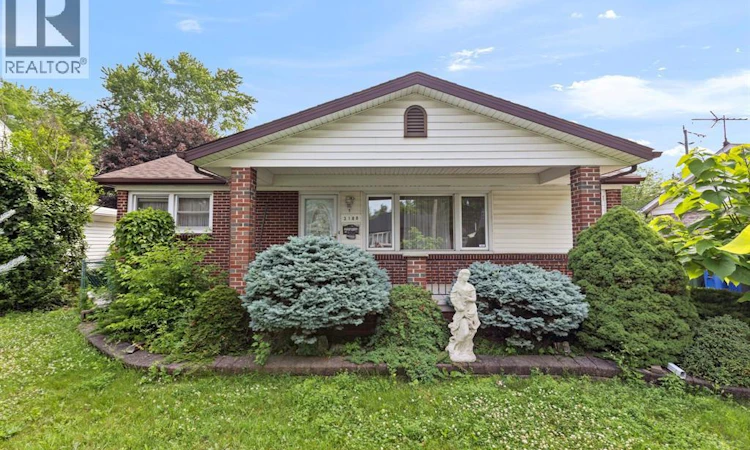 3180 Morris
