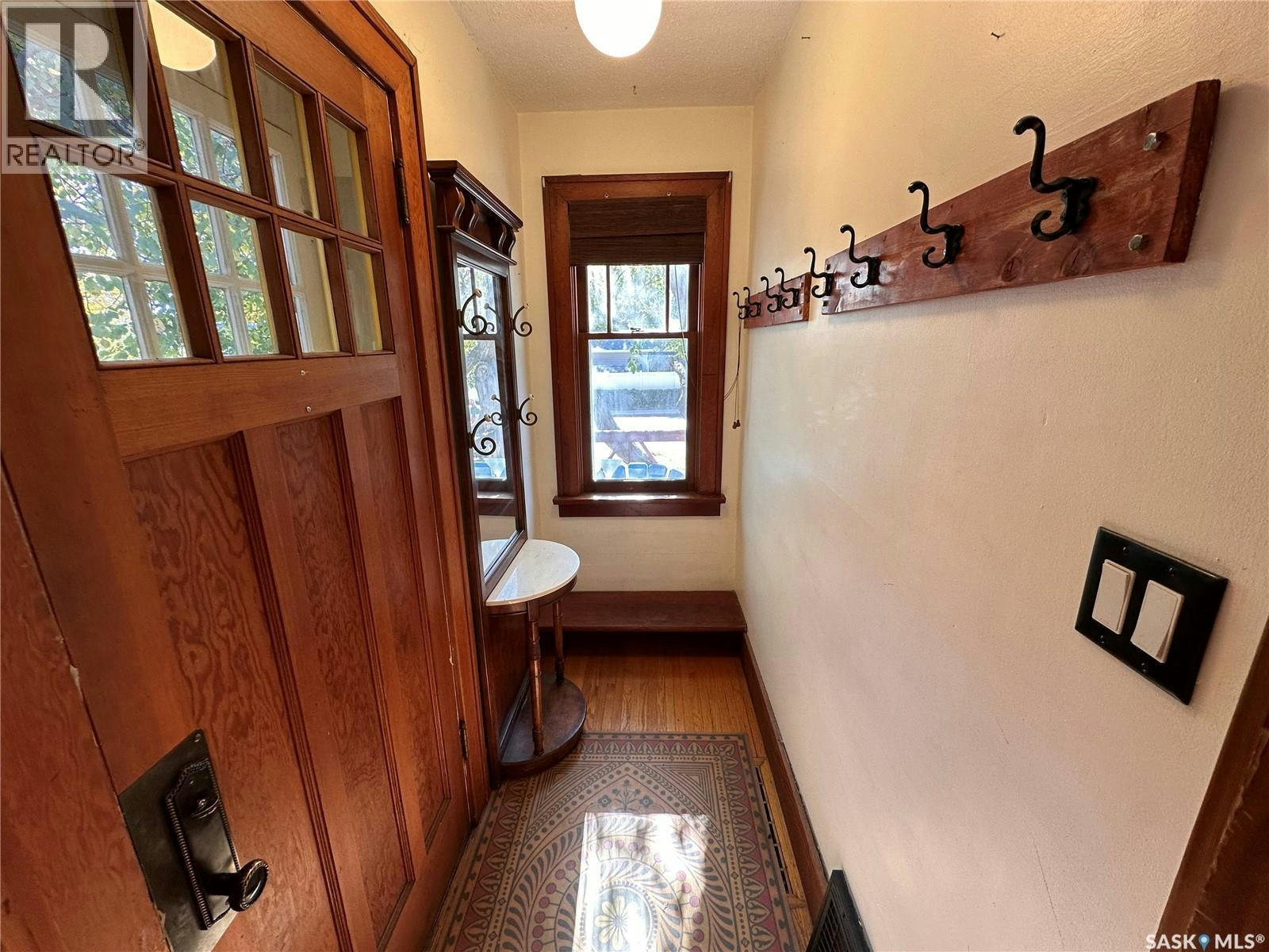 3324 College Avenue, Regina, SK, S4T 1W2