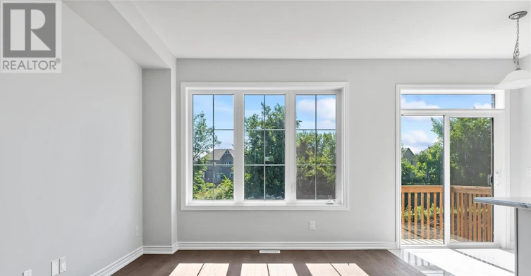 14 Paradise Way, Whitby, ON, L1R 0R7 - 8