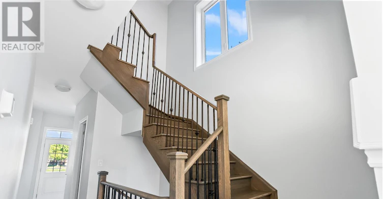 14 Paradise Way, Whitby, ON, L1R 0R7 - 18
