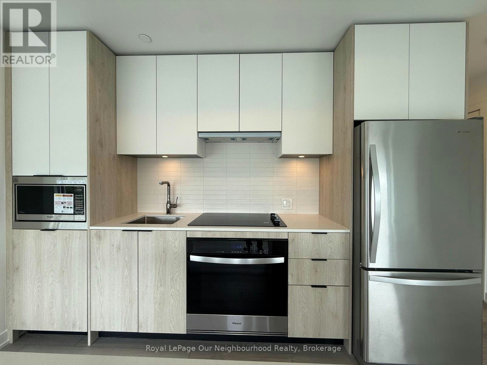 1409-1007 The Queensway, Toronto, ON, M8Z 0H4