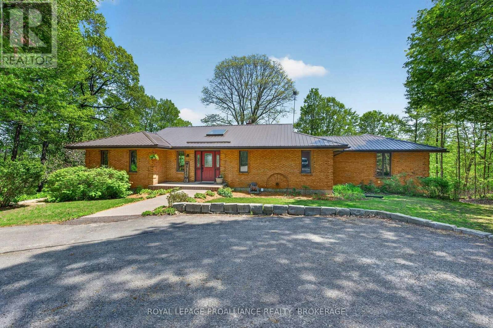 4362 Sills Bay Road, South Frontenac, ON, K0H 2T0