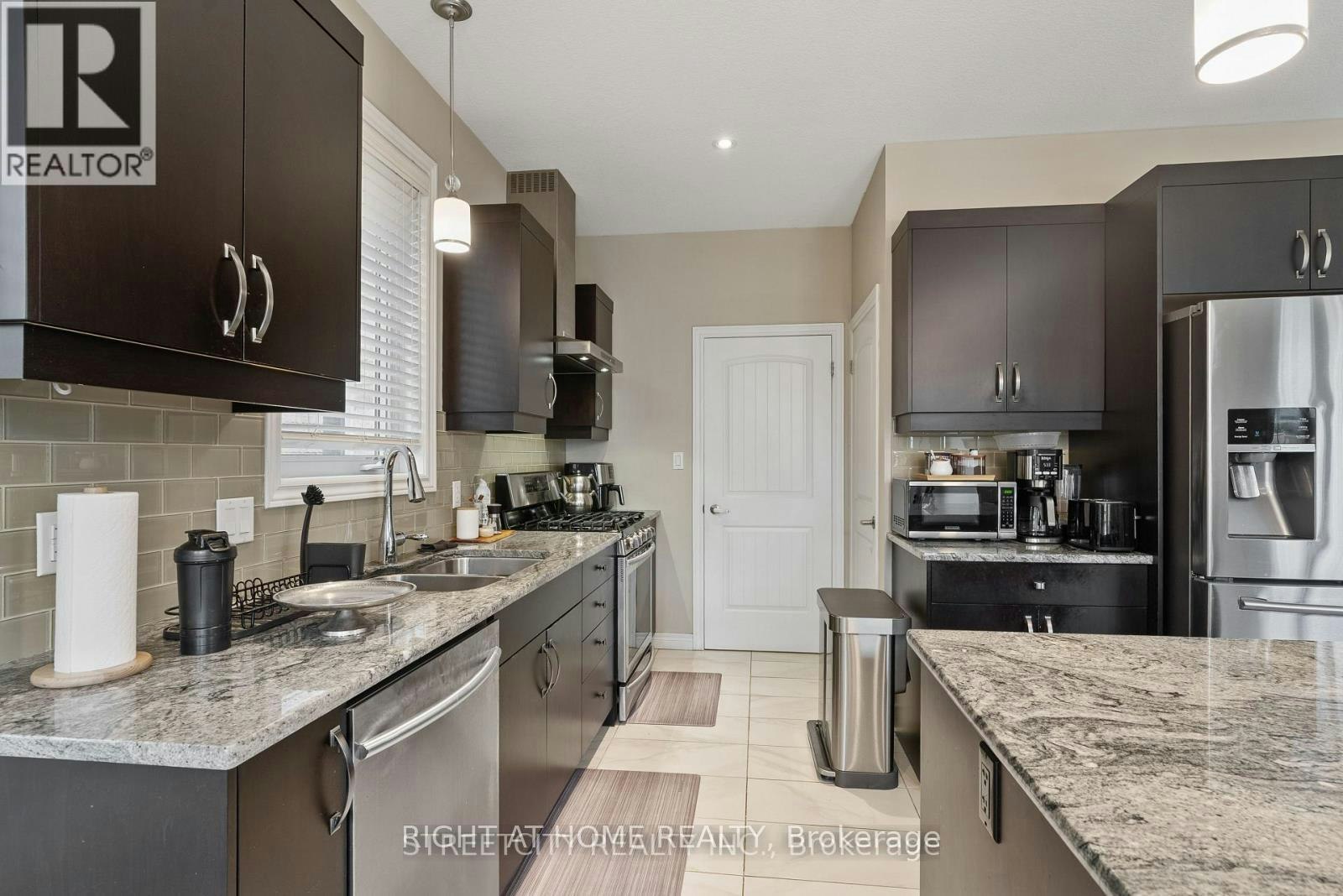 402 Tansbury Street N, London, ON, N6G 0R6 - 12