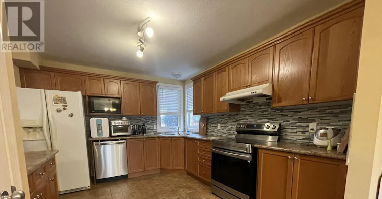 2052 Blackwater Road, London, ON, N5X 4K1 - 4