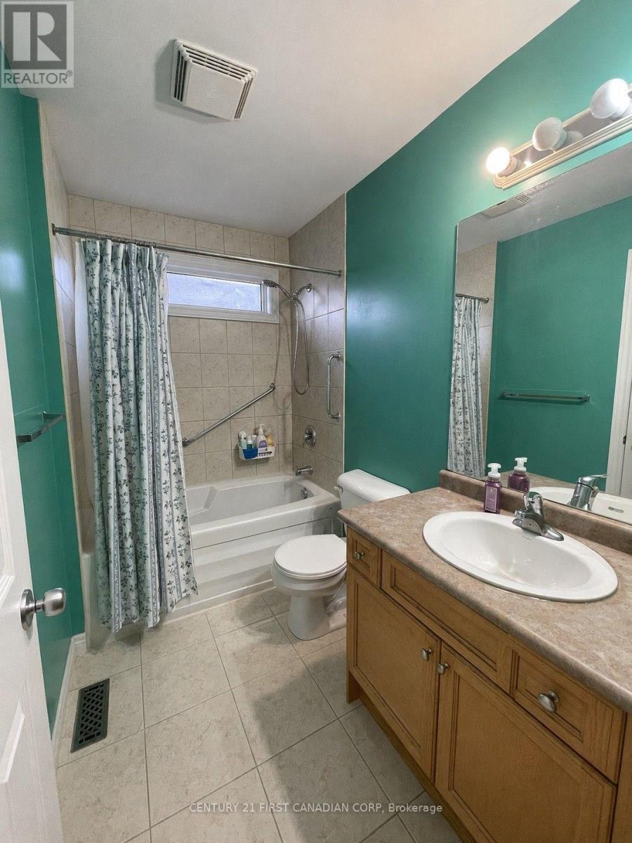 2052 Blackwater Road, London, ON, N5X 4K1 - 13