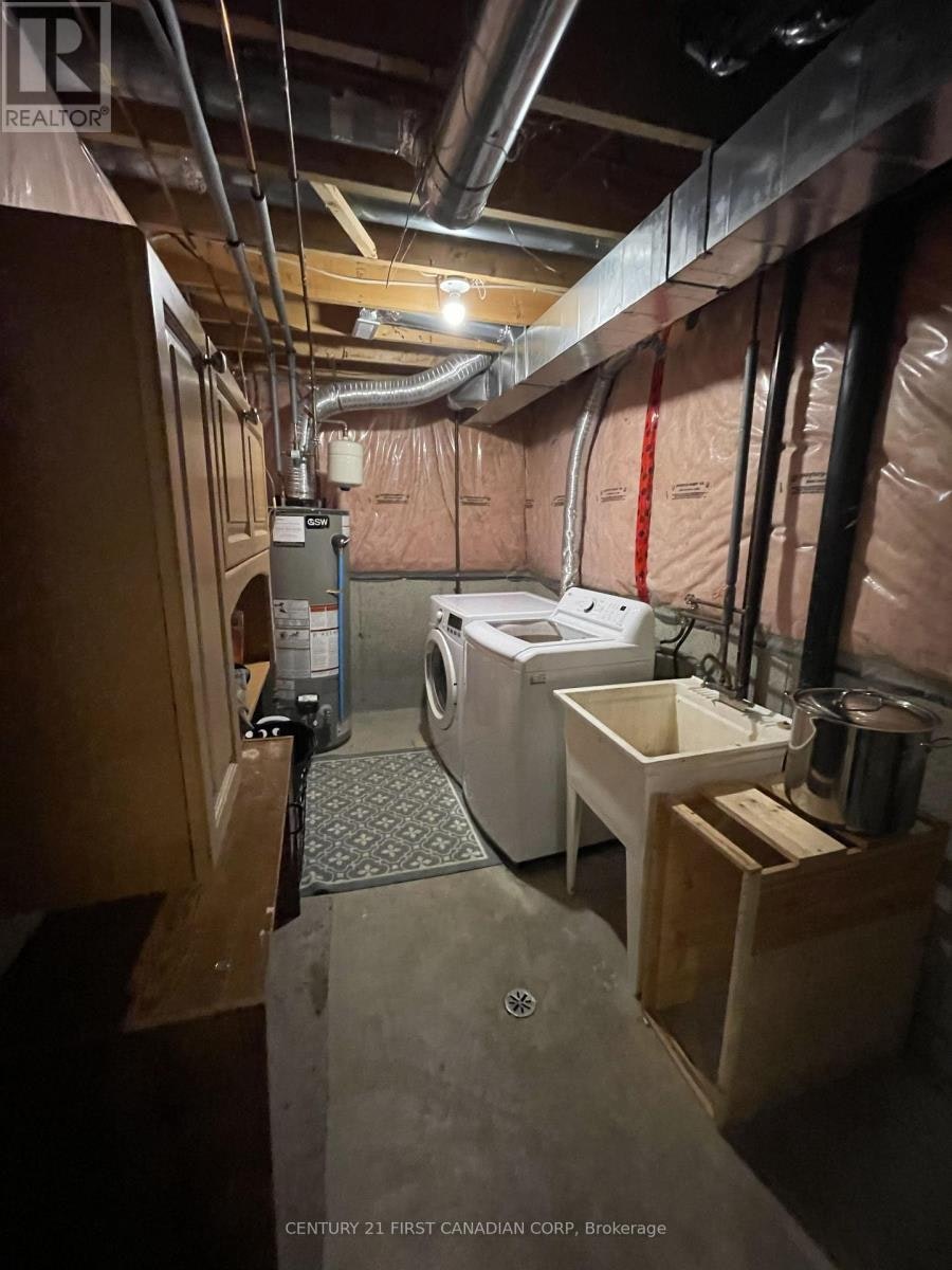 2052 Blackwater Road, London, ON, N5X 4K1 - 17