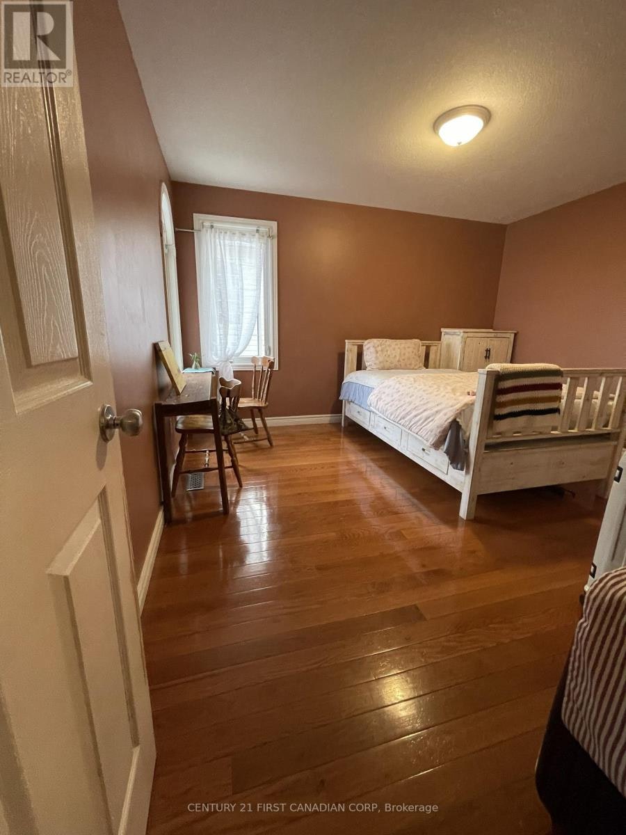 2052 Blackwater Road, London, ON, N5X 4K1 - 10