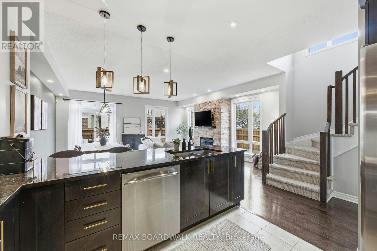 375 Cooks Mill Crescent, Ottawa, ON, K1V 2N2 - 14