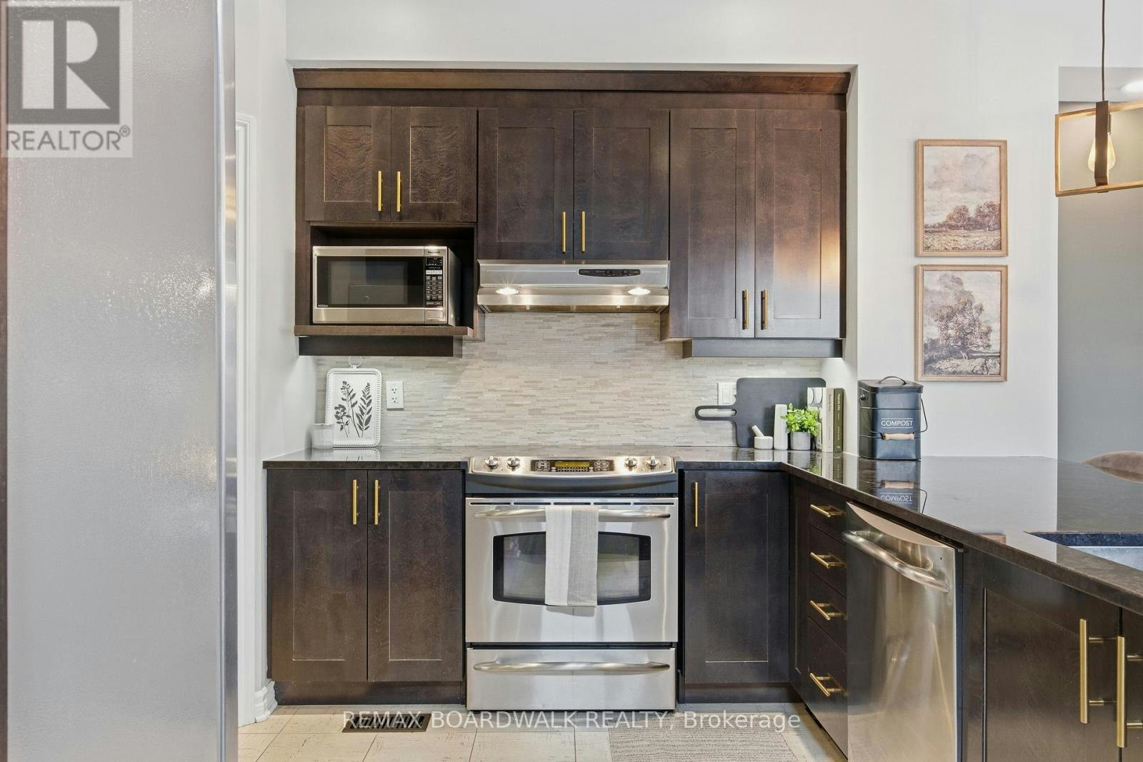 375 Cooks Mill Crescent, Ottawa, ON, K1V 2N2 - 13