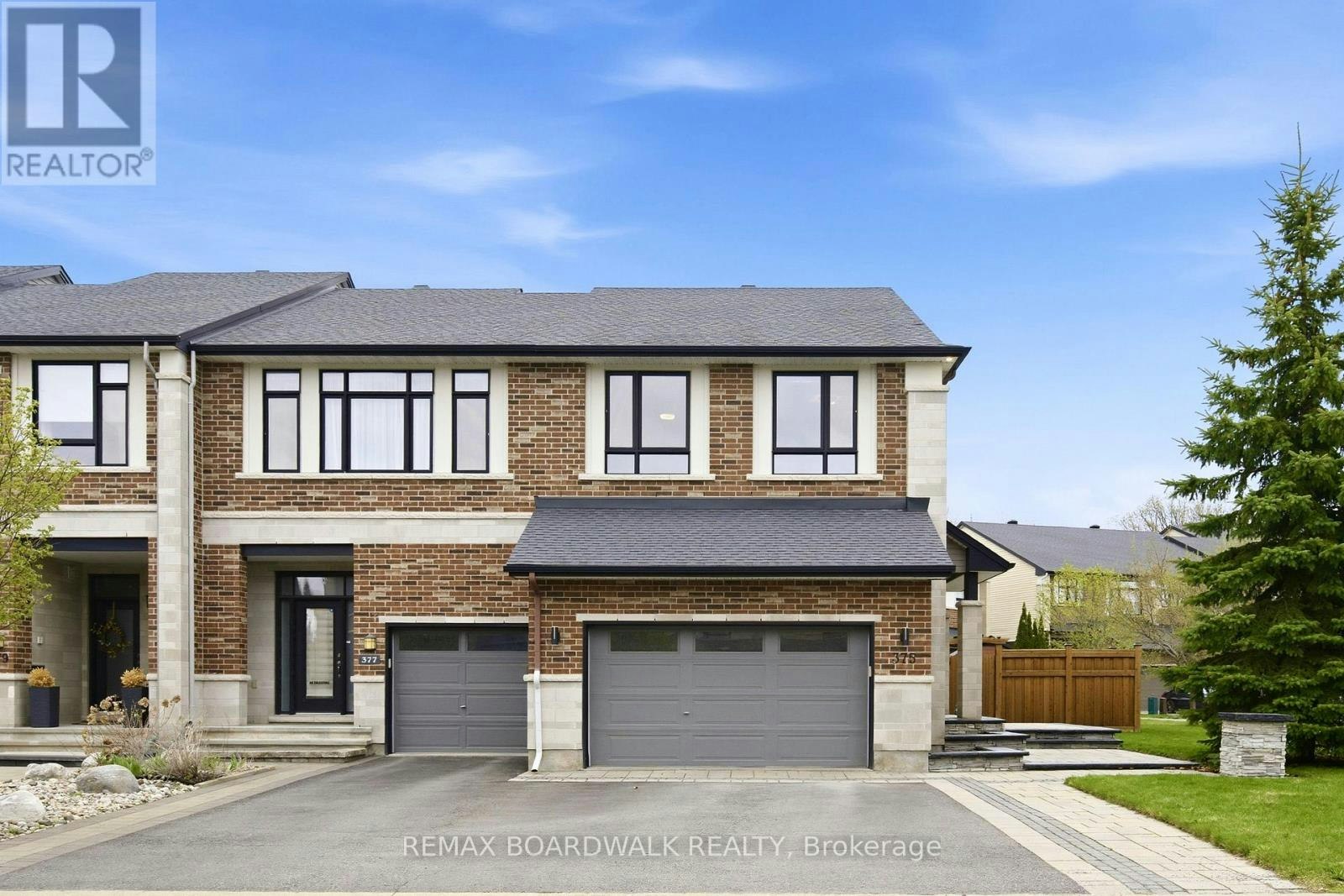 375 Cooks Mill Crescent, Ottawa, ON, K1V 2N2 - 2