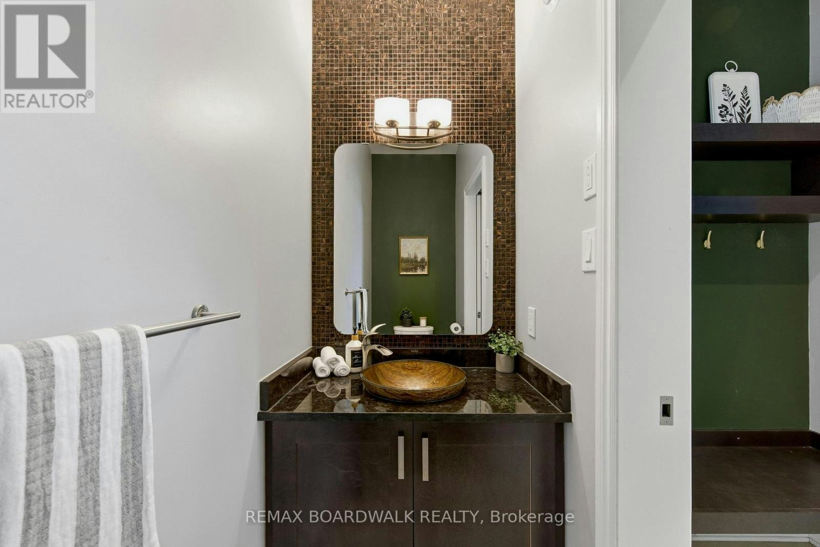 375 Cooks Mill Crescent, Ottawa, ON, K1V 2N2 - 8