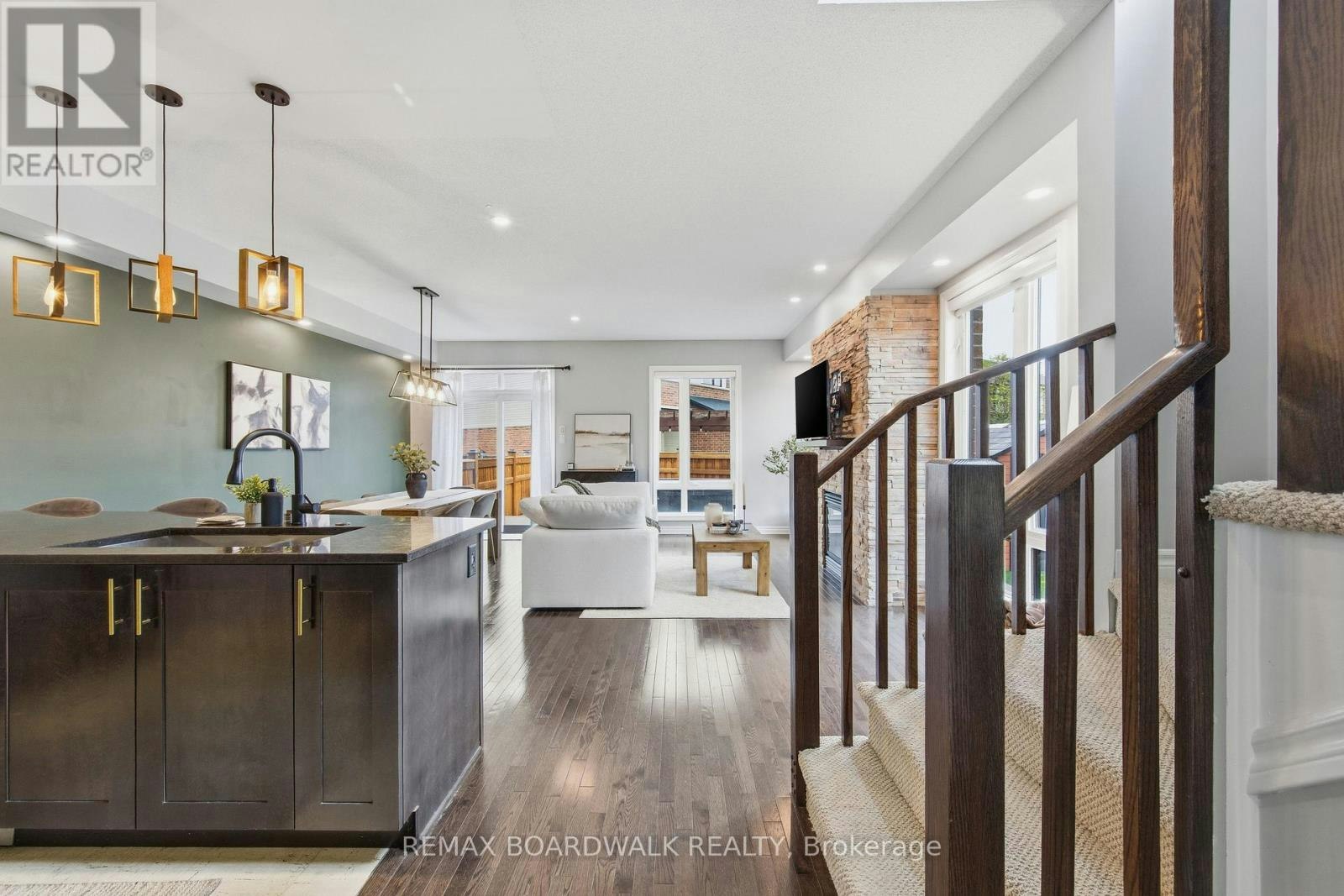 375 Cooks Mill Crescent, Ottawa, ON, K1V 2N2 - 11