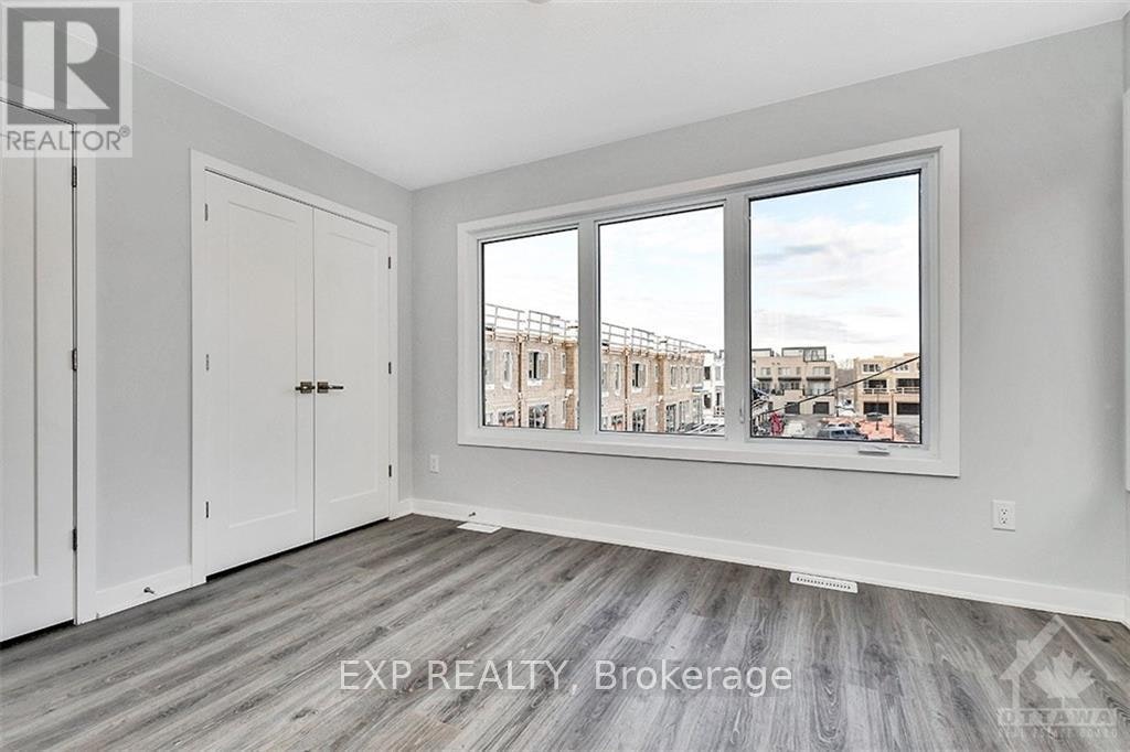 821 Mikinak Road, Ottawa, ON, K1K 4Z9 - 22