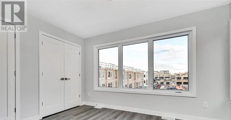 821 Mikinak Road, Ottawa, ON, K1K 4Z9 - 22