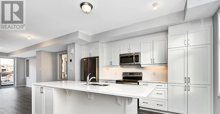 821 Mikinak Road, Ottawa, ON, K1K 4Z9 - 16