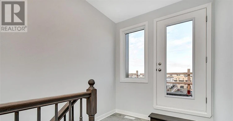 821 Mikinak Road, Ottawa, ON, K1K 4Z9 - 29