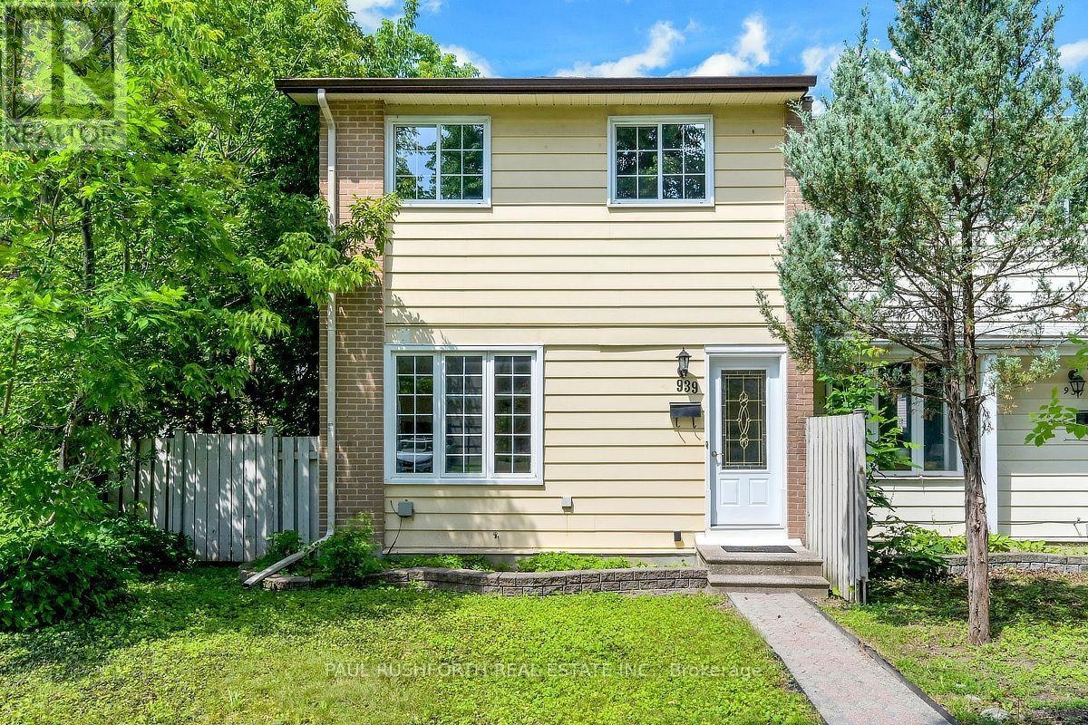 939 Greenbriar Avenue, Ottawa, ON, K2C 0J8
