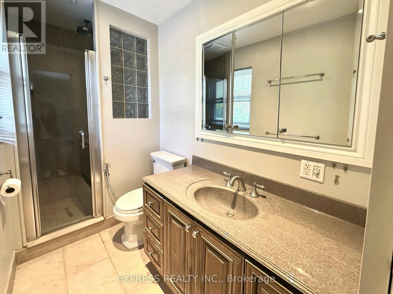 392 Hollywood Avenue, Toronto, ON, M2N 3L5 - 7