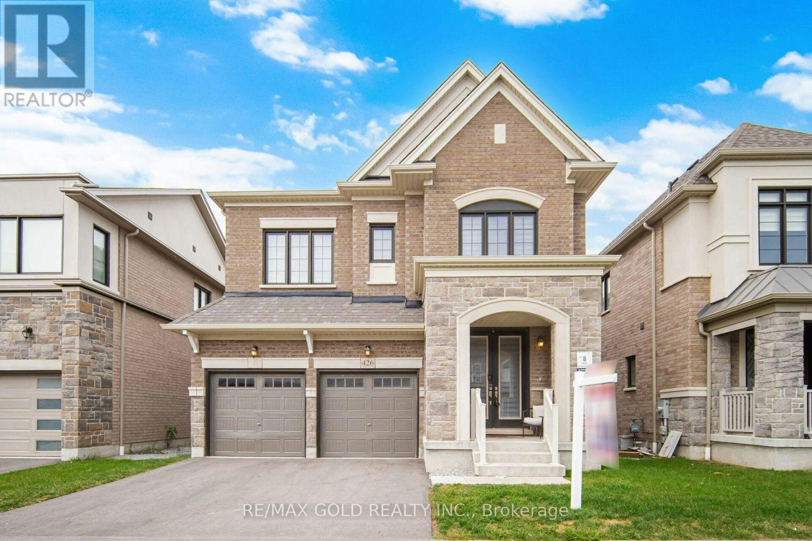 426 Coronation Road, Whitby, ON, L1P 1Y2
