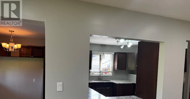 920 Willowdale Avenue, Oshawa, ON, L1H 1W2 - 2