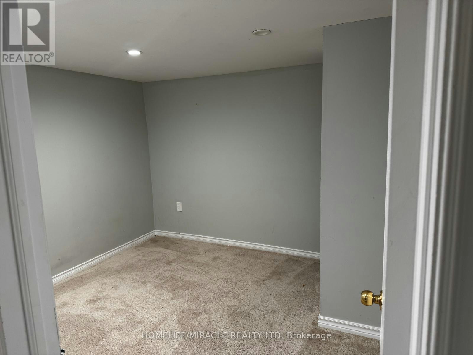 920 Willowdale Avenue, Oshawa, ON, L1H 1W2 - 15