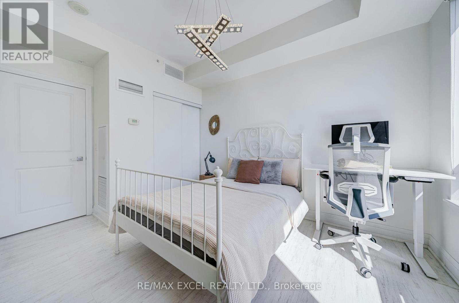705-85 North Park Road S, Vaughan, ON, L4J 0H8 - 24