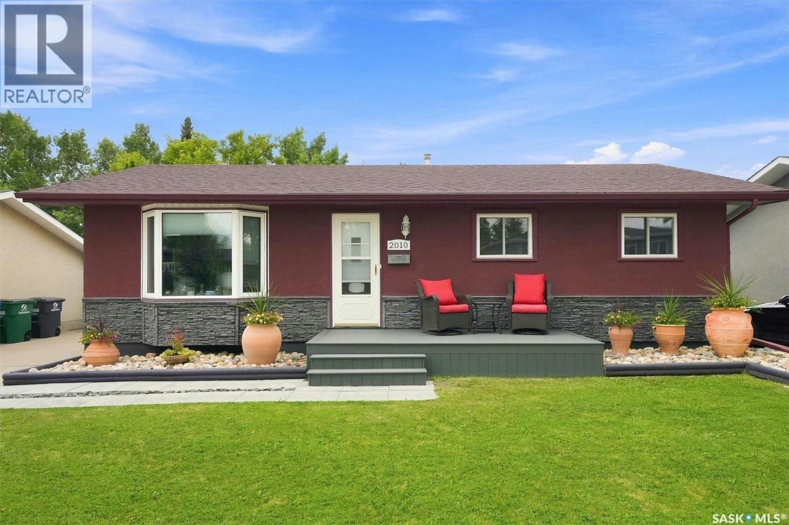 2010 37th Street W, Saskatoon, SK, S7L 4E3