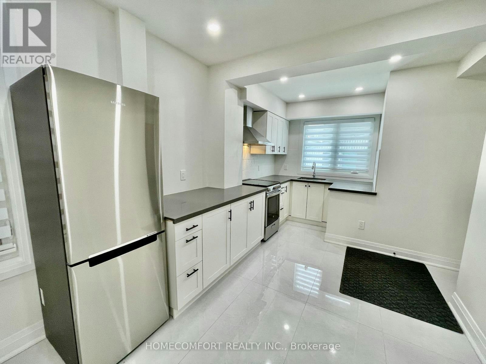 MAIN-20 St Clair Gardens, Toronto, ON, M6E 3V4 - 16