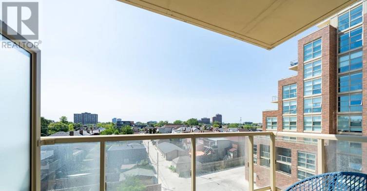 531-1787 St. Clair Avenue W, Toronto, ON, M6N 0B7 - 25