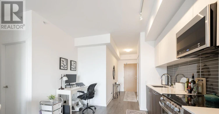531-1787 St. Clair Avenue W, Toronto, ON, M6N 0B7 - 14