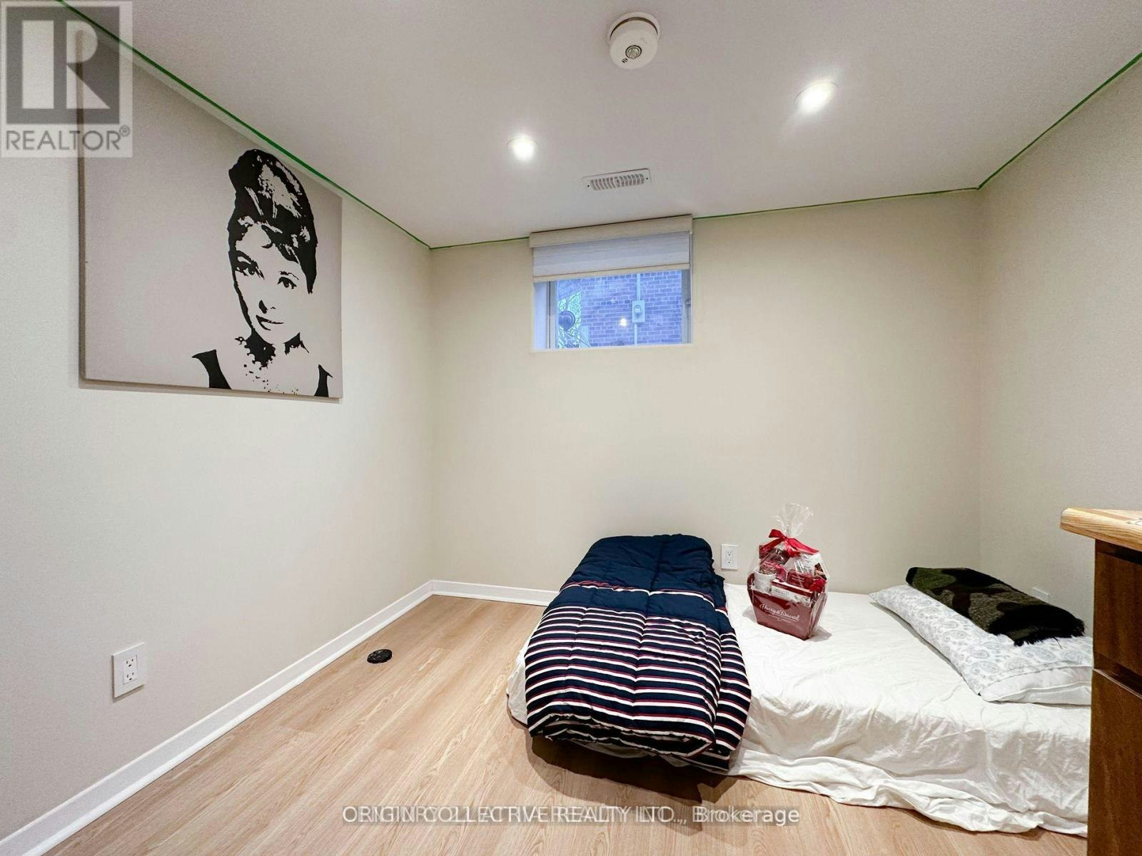 280 Thirtieth Street, Toronto, ON, M8W 3E3 - 4