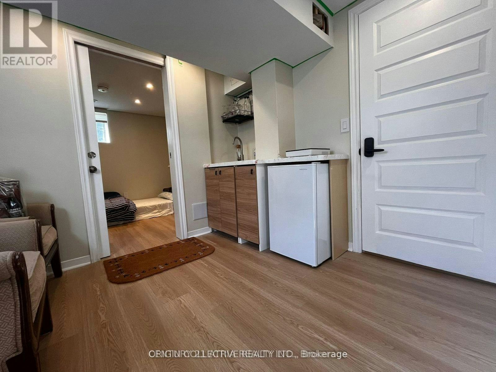 280 Thirtieth Street, Toronto, ON, M8W 3E3