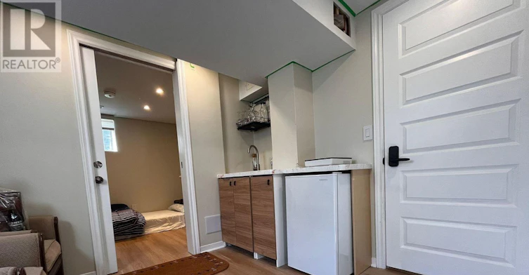 280 Thirtieth Street, Toronto, ON, M8W 3E3