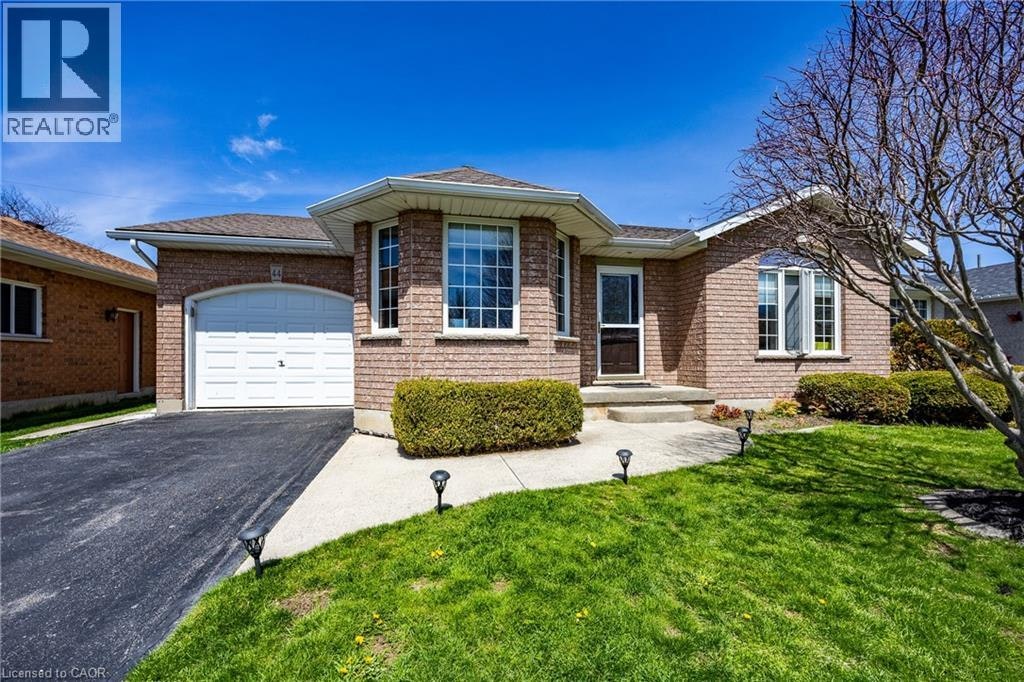 44 Geoffery Road, Norfolk County, ON, N0A 1N4