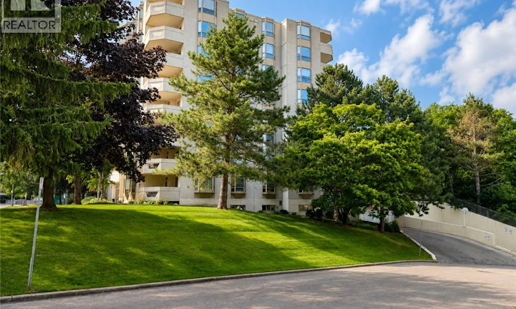 507-8 Village Green Boulevard