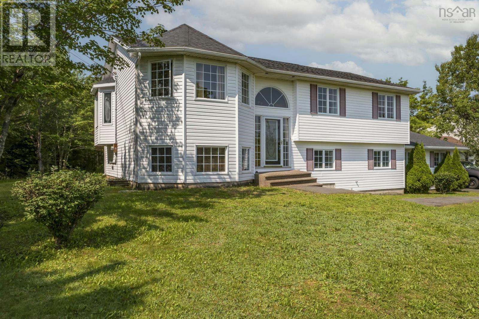 214 Hemlock Drive, Upper Tantallon, NS, B3Z 1N3
