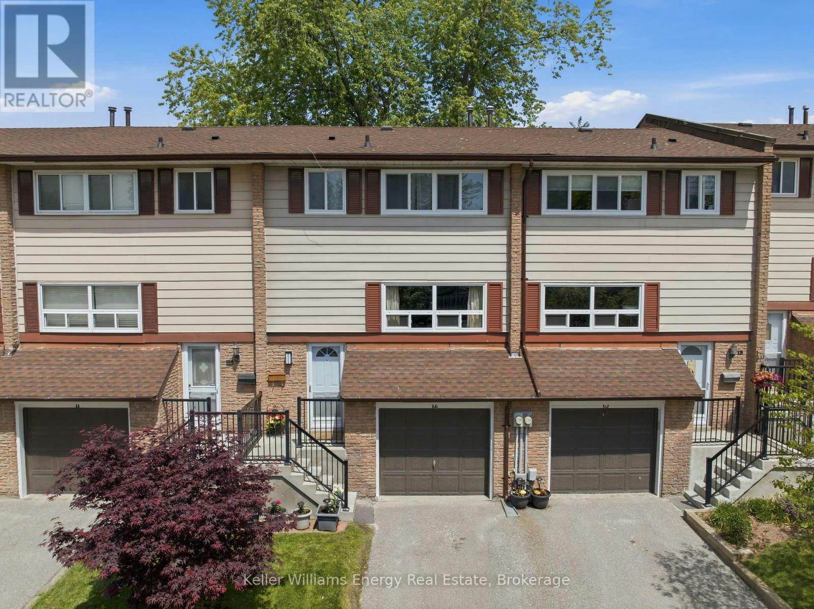 12-320 Blackthorn Street, Oshawa, ON, L1K 1K9