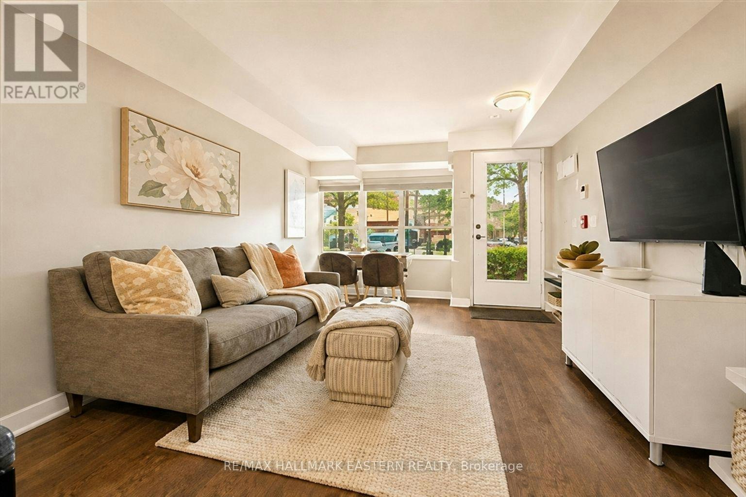 TH3-11 Superior Avenue, Toronto, ON, M8V 0A7