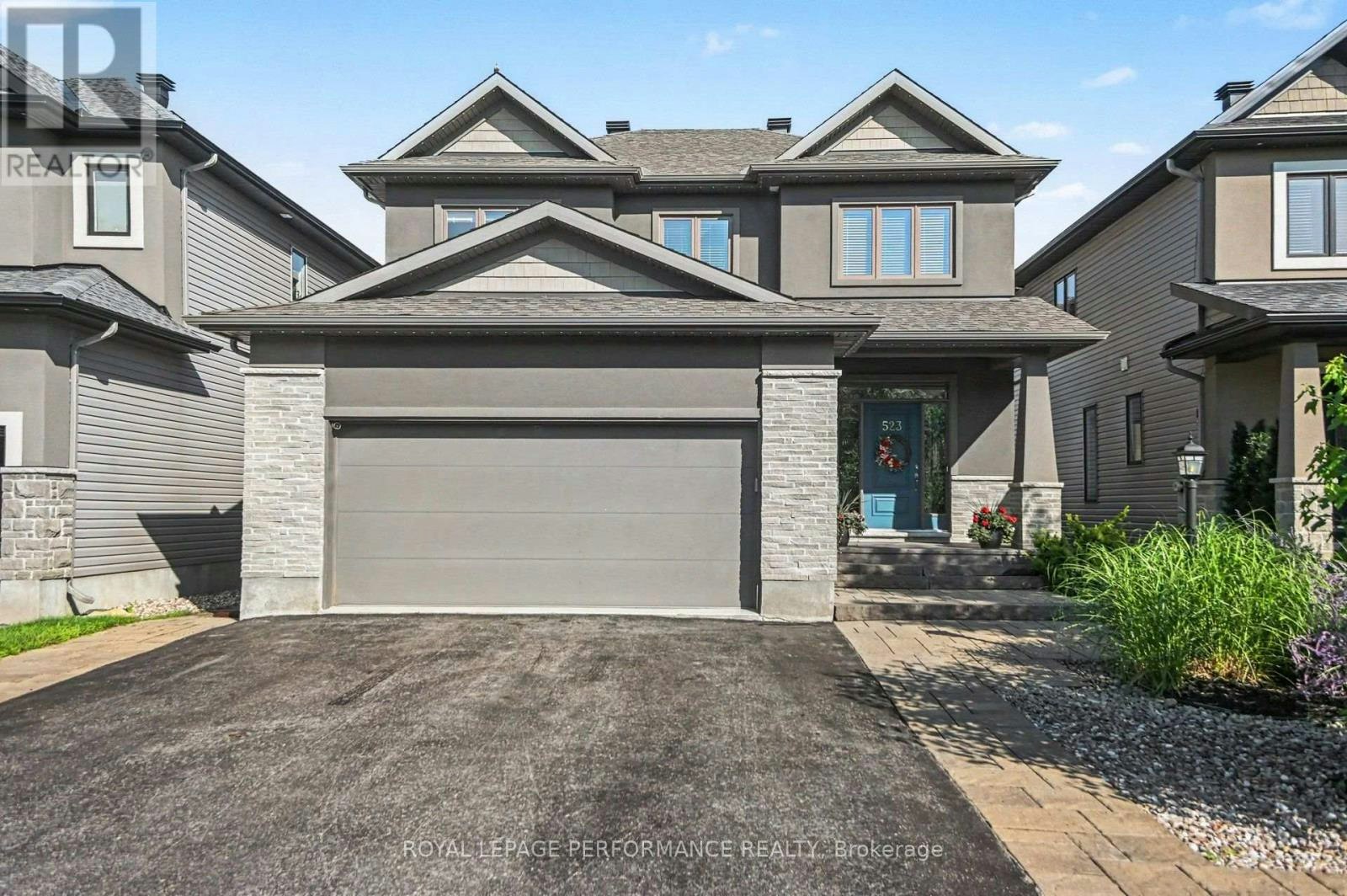 523 Adamson Crescent, Ottawa, ON, K2S 0S7