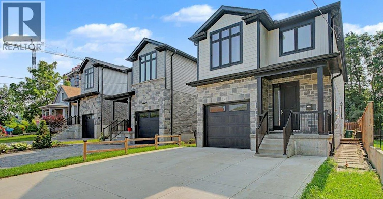 31 Fourth Avenue, Kitchener, ON, N2C 1N9 - 2